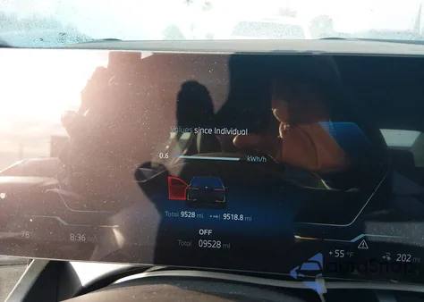 2024 BMW I5 Edrive40 z USA, uszkodzony, nr VIN WBY33FK08RCR92614